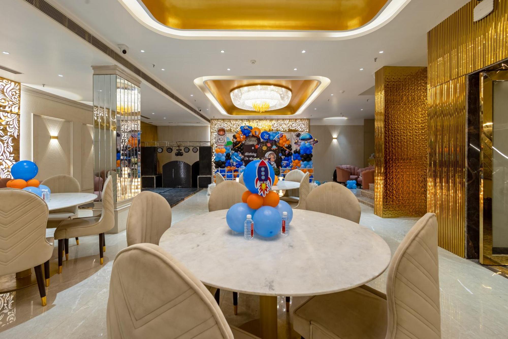 Hotel Ginger Palace Delhi Airport Ню Делхи Екстериор снимка