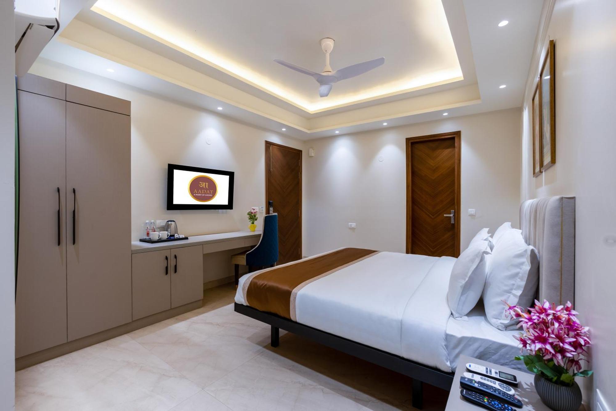 Hotel Ginger Palace Delhi Airport Ню Делхи Екстериор снимка