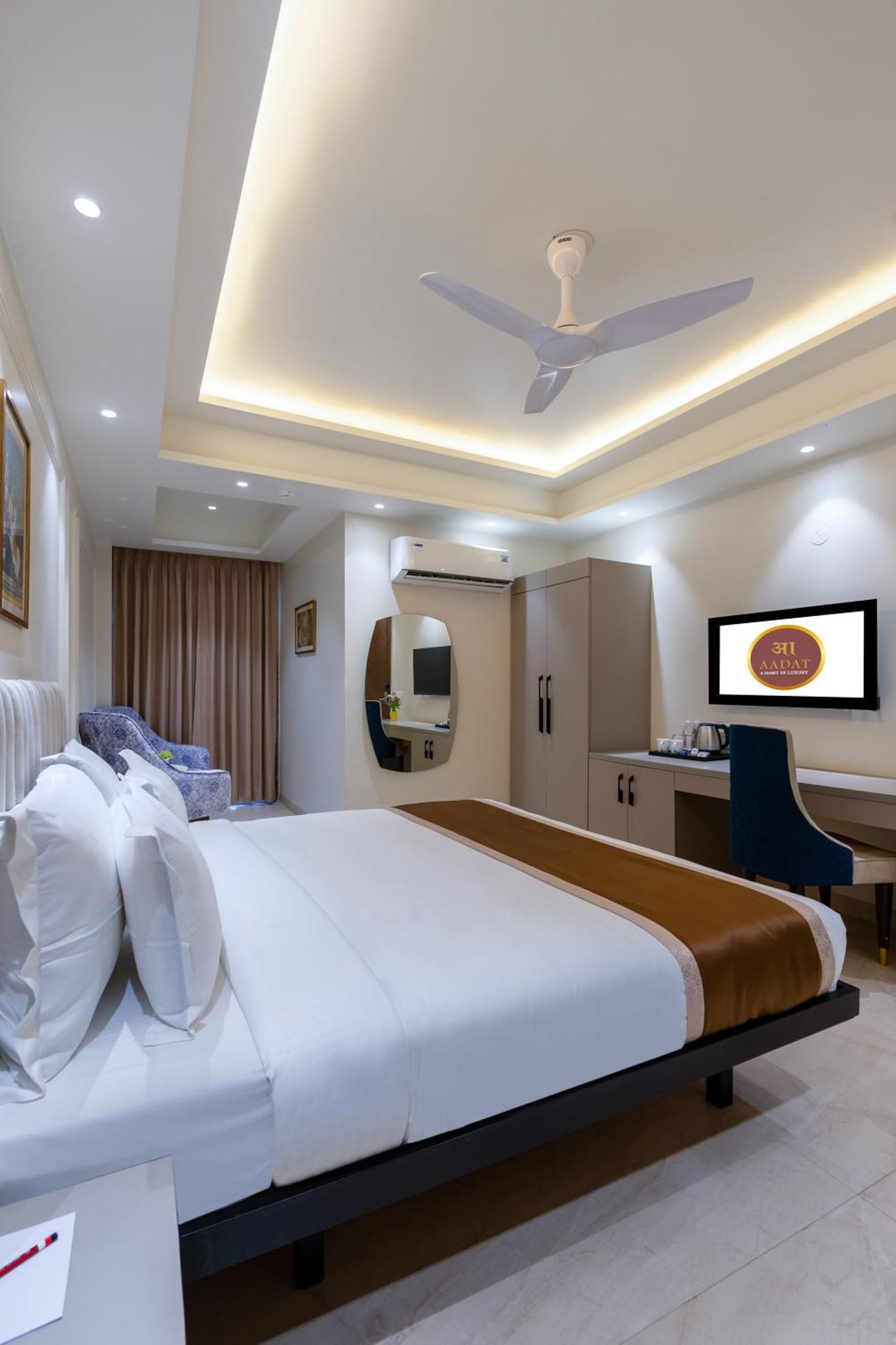 Hotel Ginger Palace Delhi Airport Ню Делхи Екстериор снимка