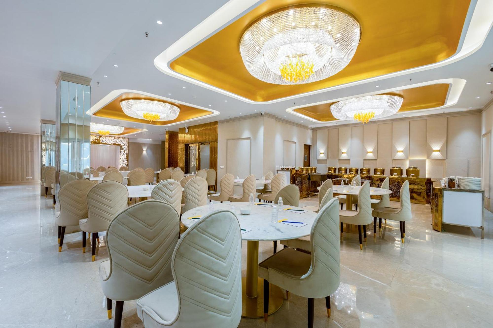 Hotel Ginger Palace Delhi Airport Ню Делхи Екстериор снимка