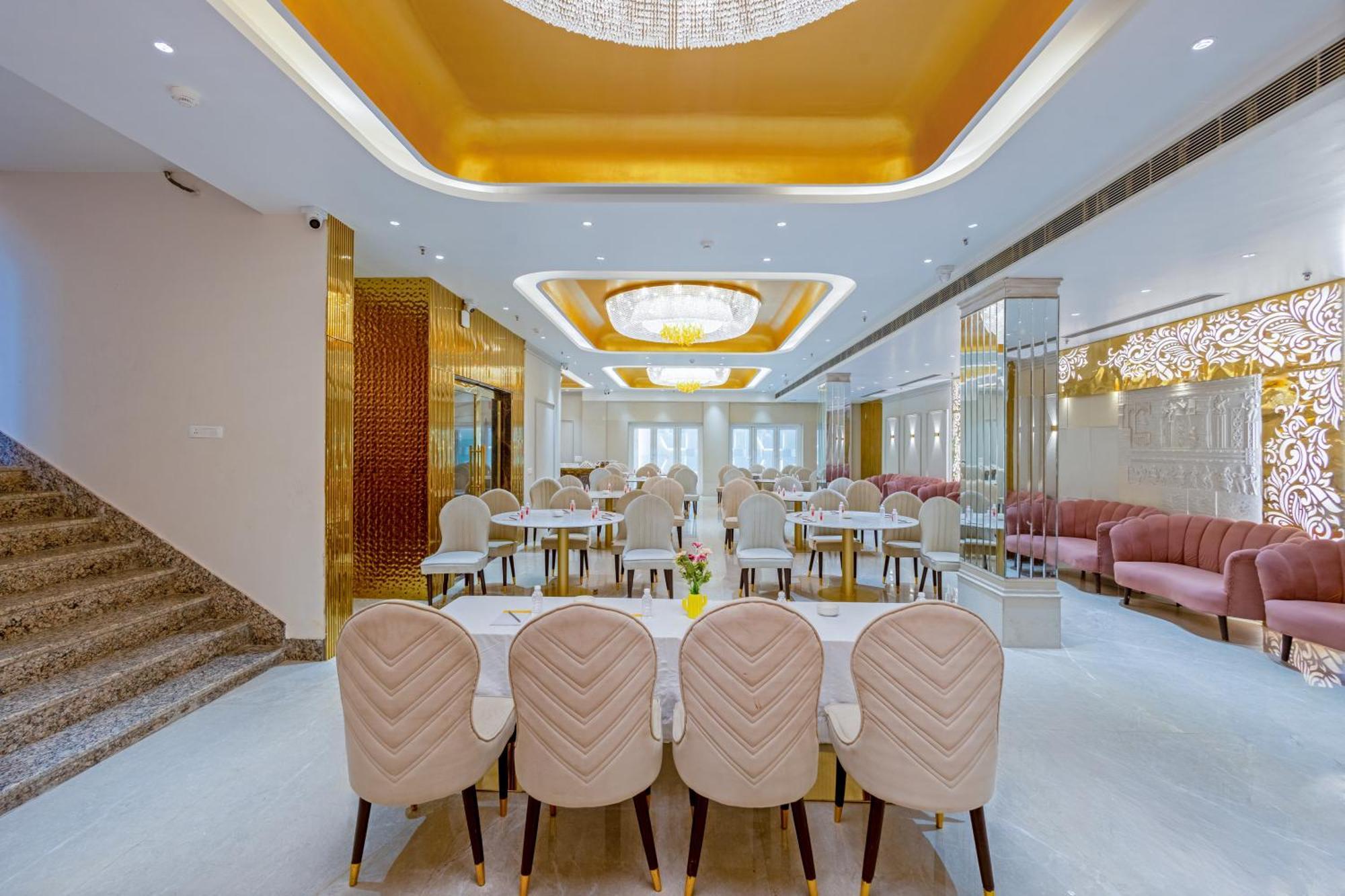 Hotel Ginger Palace Delhi Airport Ню Делхи Екстериор снимка
